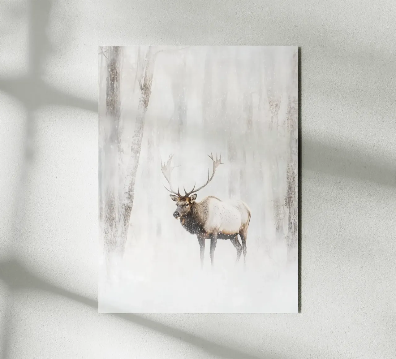 Alce in una foresta invernale innevata | Poesia nordica alluminio dibond da Autofocus