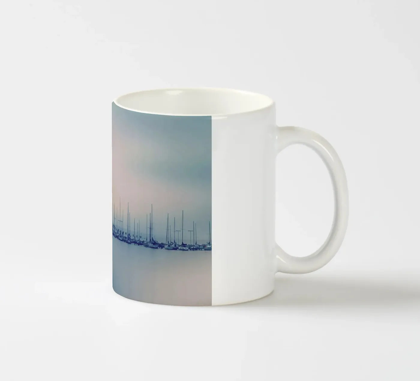 Sails mug en céramique de Robin Delean