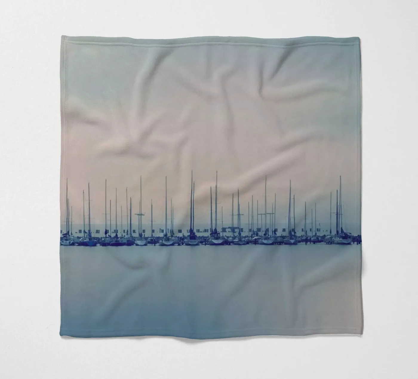 Sails coperta in pile da Robin Delean