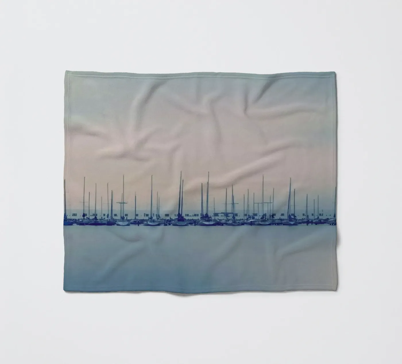 Sails coperta in pile da Robin Delean