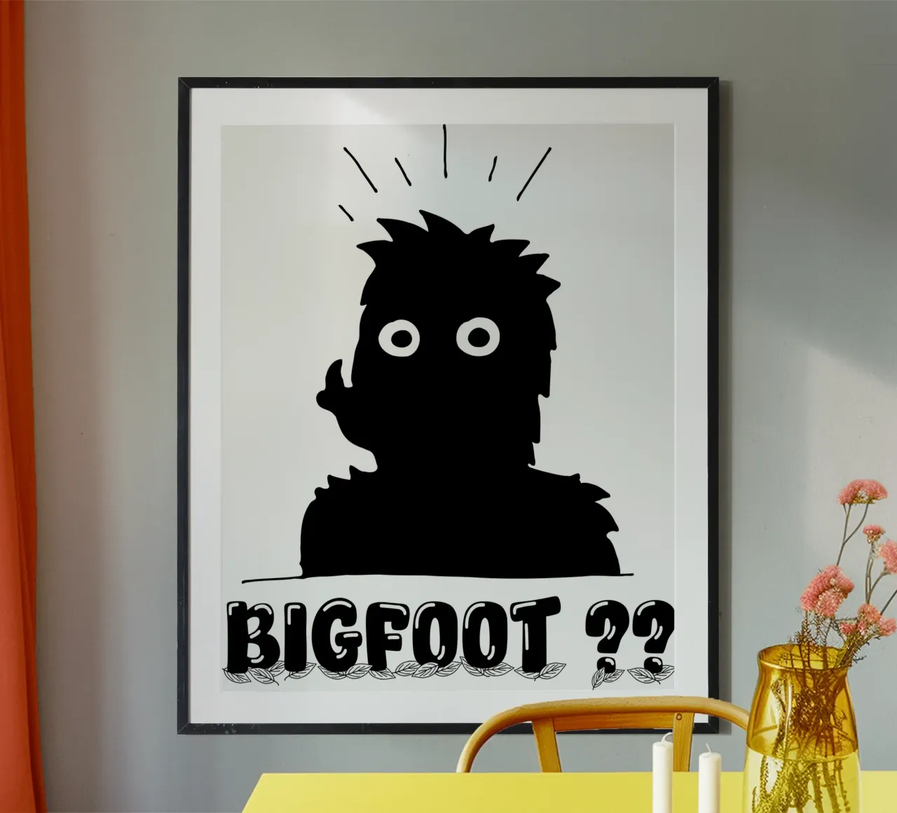 Illustrazione minimale del Bigfoot Sasquatch poster con telaio in legno da sillyindustries