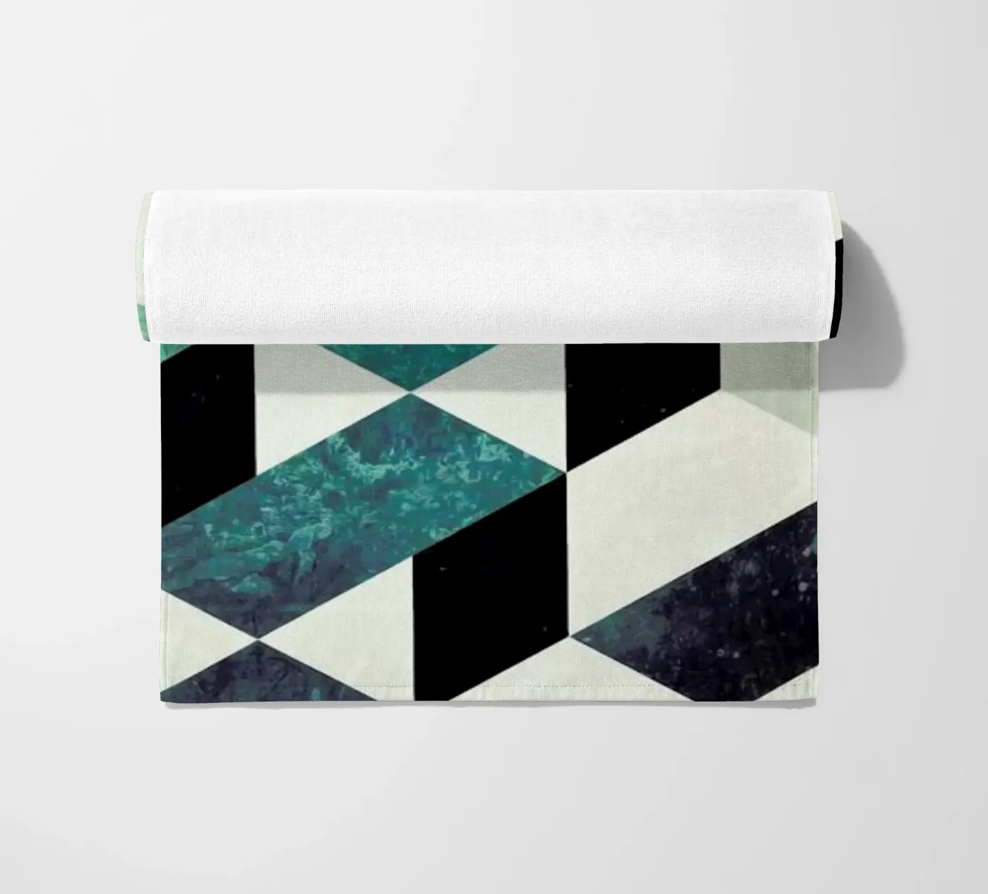 Isybryyk beach towel by Spires