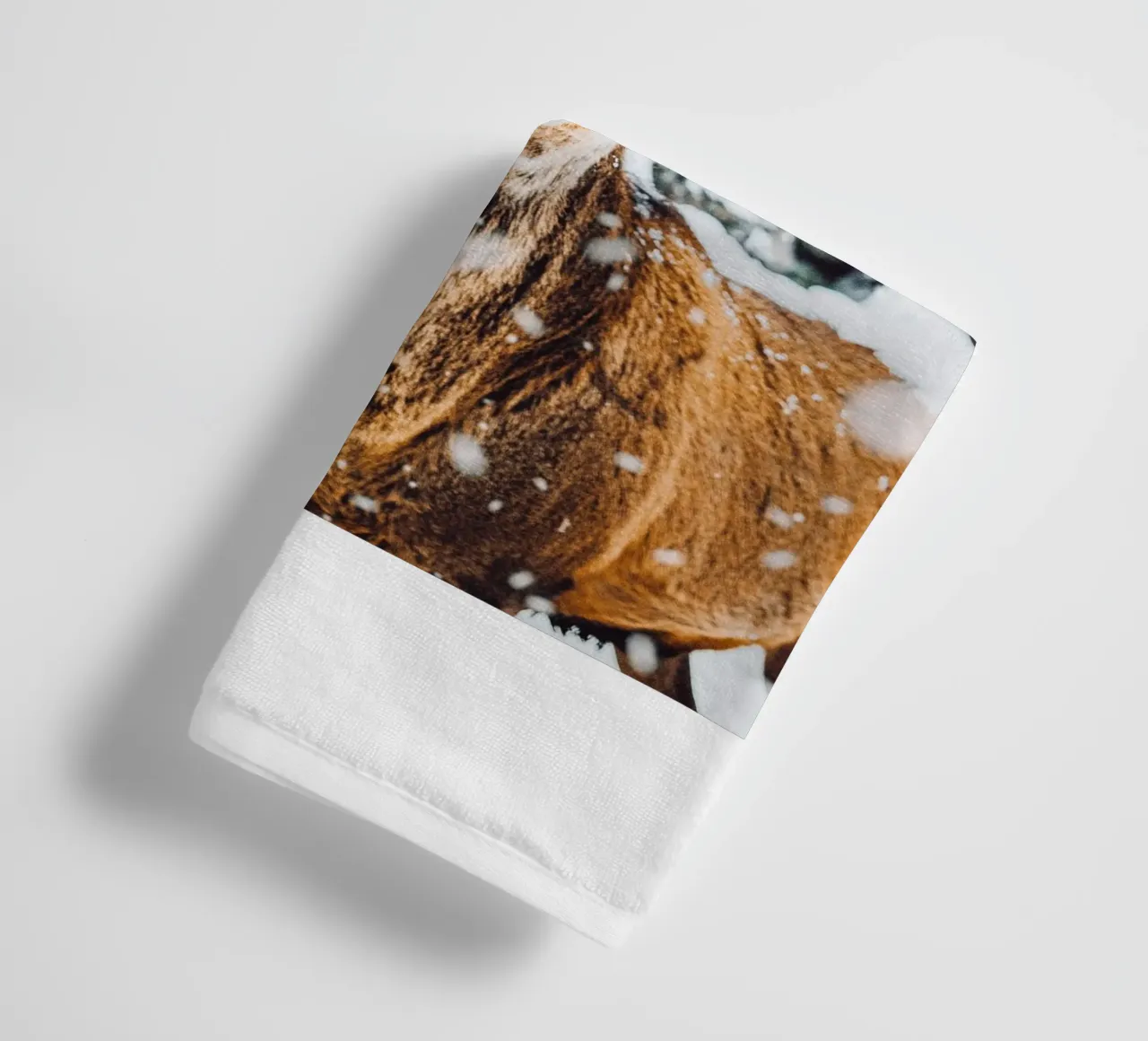 Maestoso design invernale del cervo asciugamano da bagno da Whole©