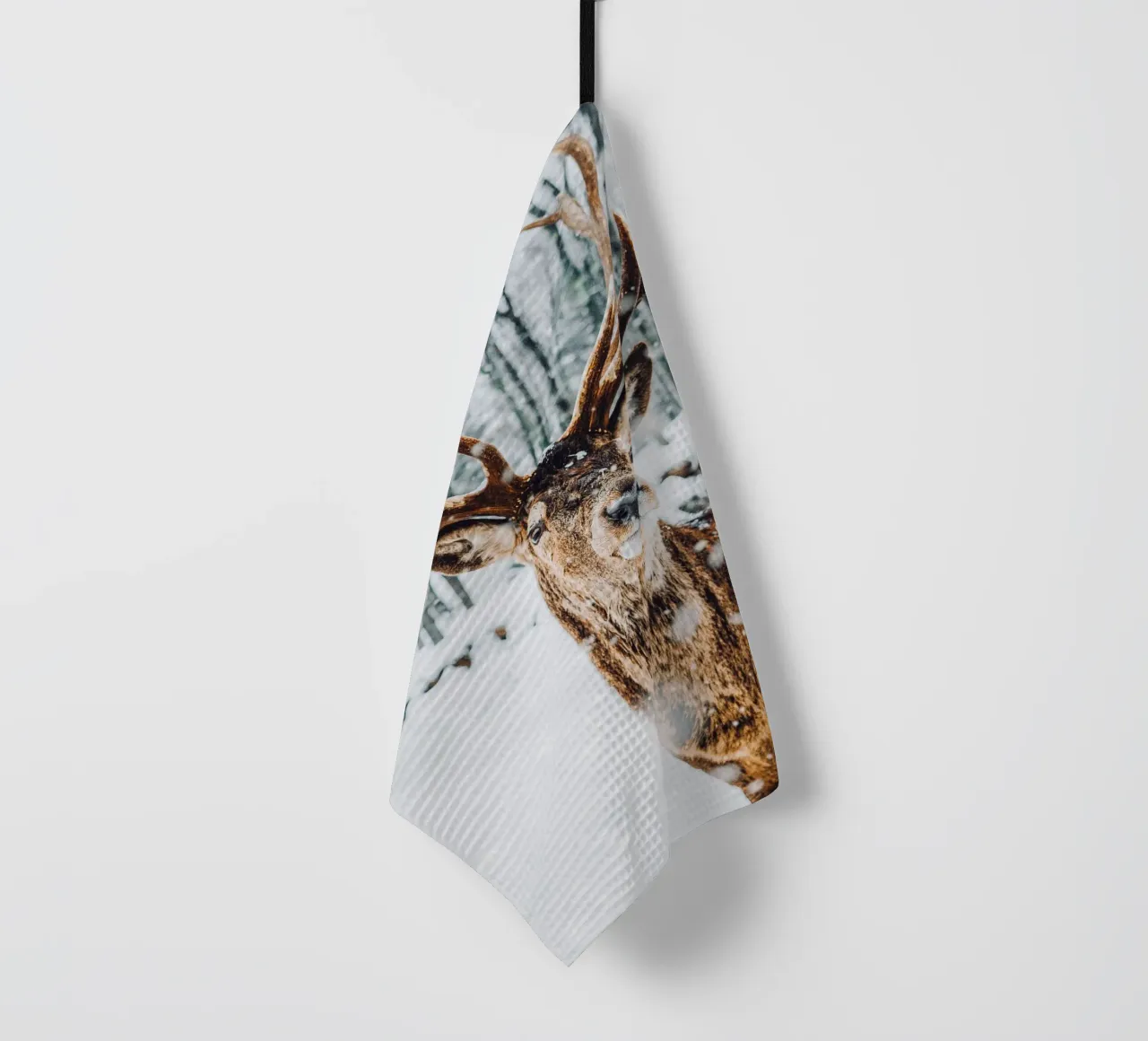 Cerf majestueux Design d'hiver torchon de Whole©