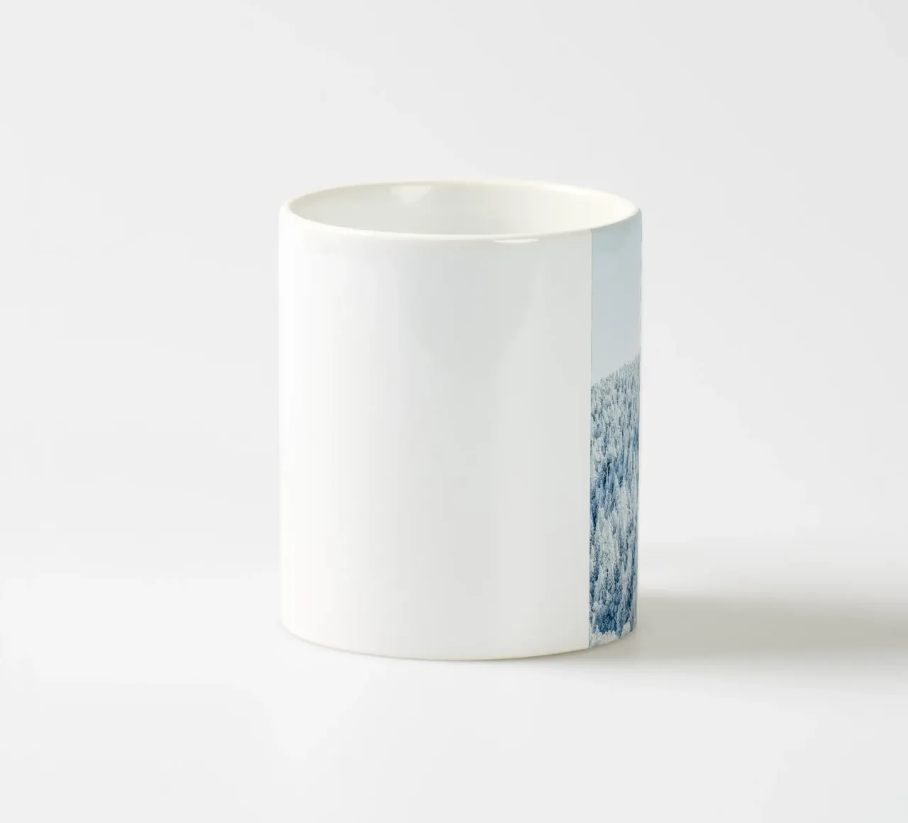 Foresta invernale innevata design natura tazza in ceramica da Whole©