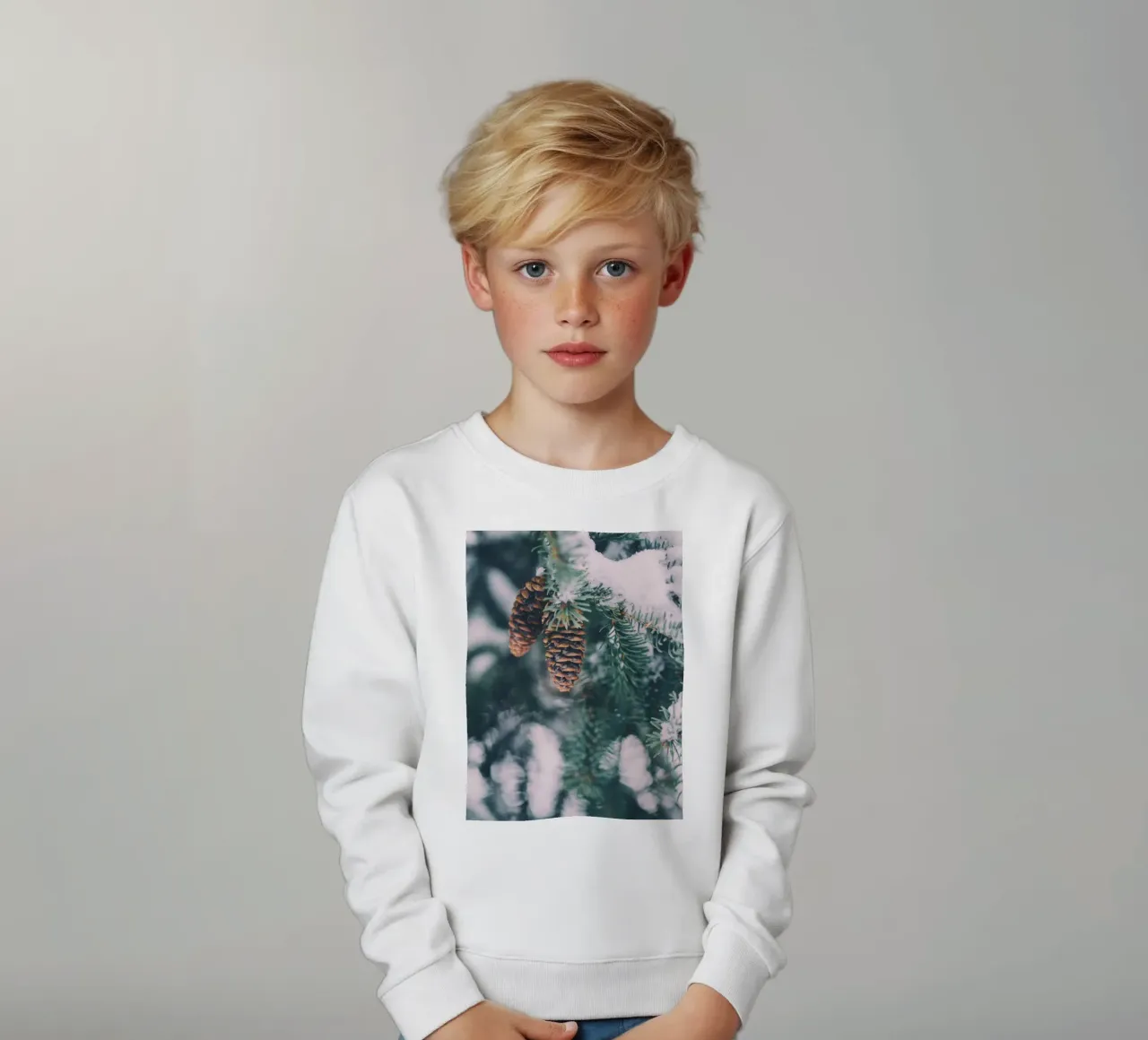 Coni di pino in inverno design natura felpa bambino da Whole©