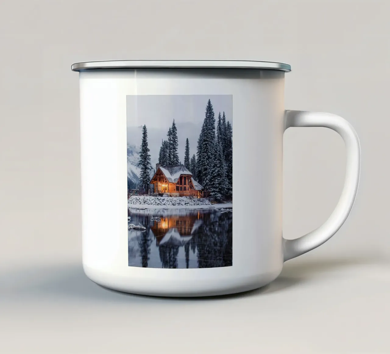 Magia invernale del rifugio illuminato tazza in smalto da Whole©