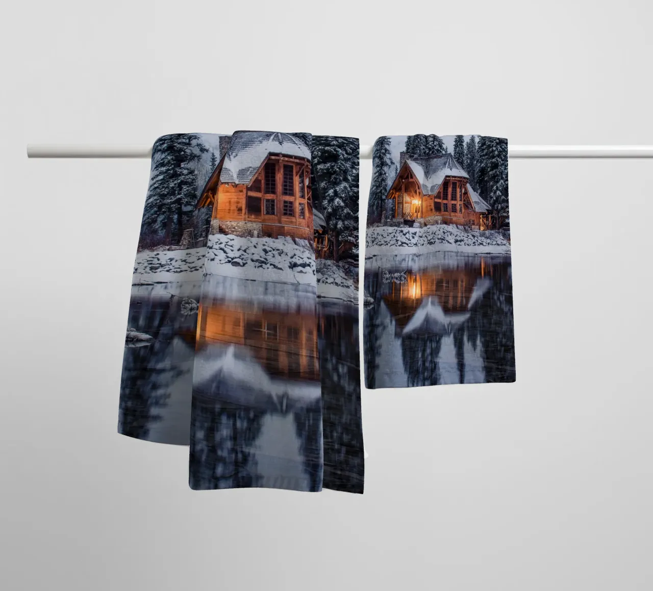 Magia invernale del rifugio illuminato asciugamano da bagno da Whole©
