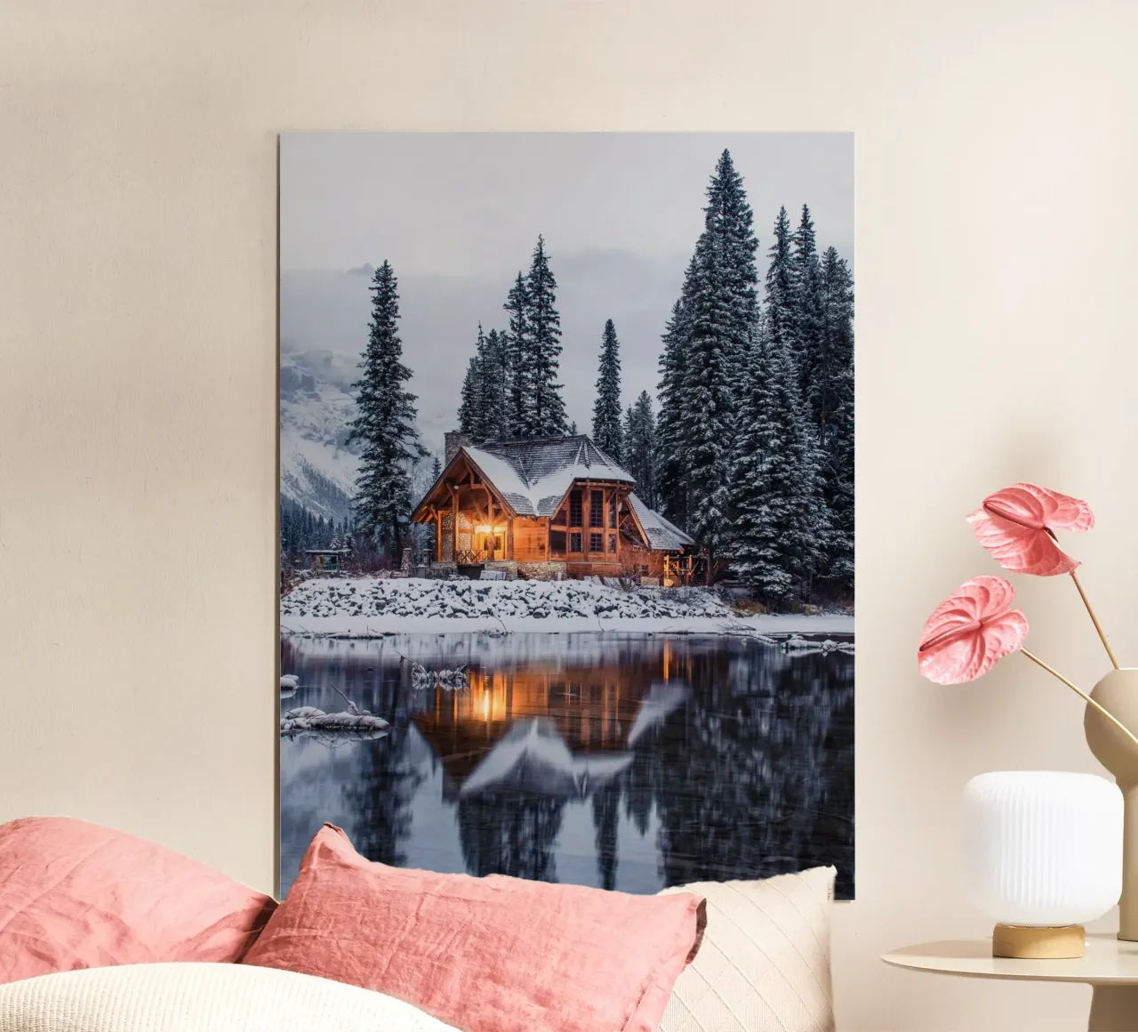 Magia invernale del rifugio illuminato poster con telaio in plastica da Whole©