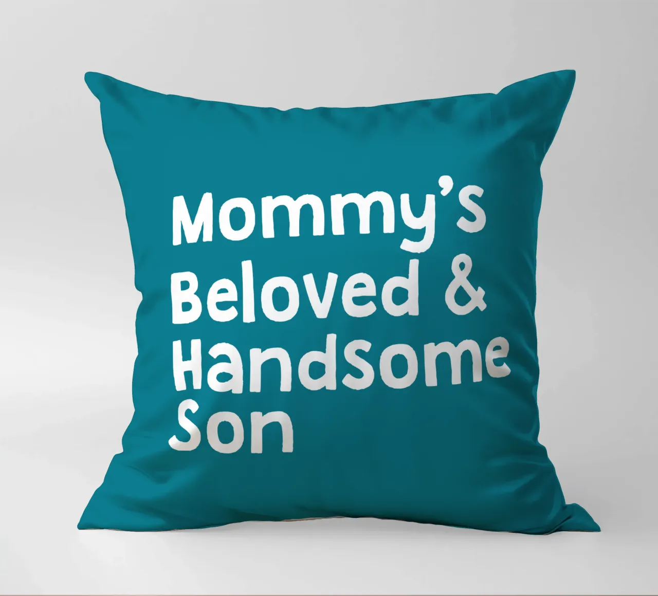 Mommy's beloved and handsome son cuscino da happieeagle
