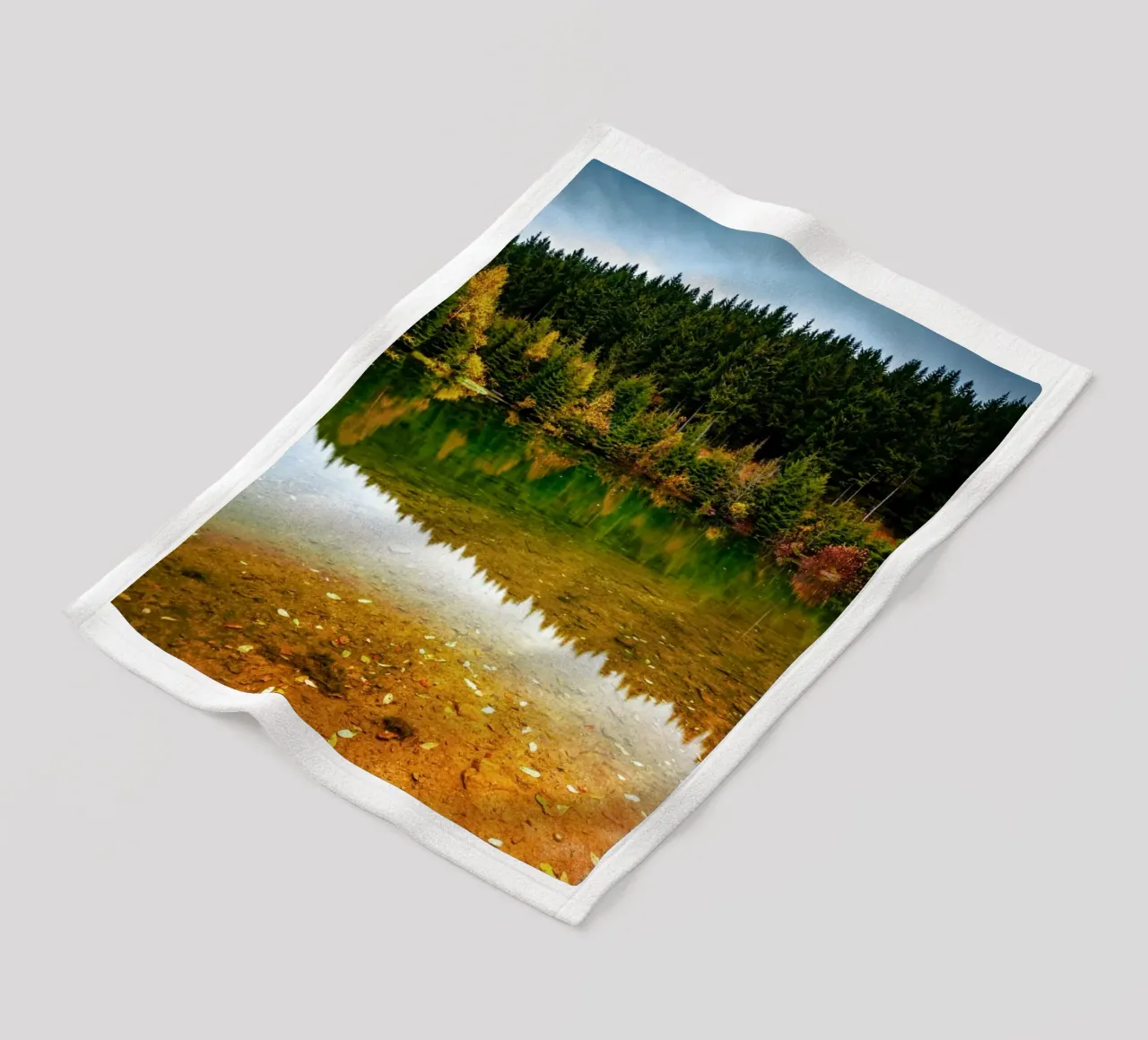 Kleiner See in Oberwiesenthal im Herbst coperta in pile da Marcus Beckert | Fotografie