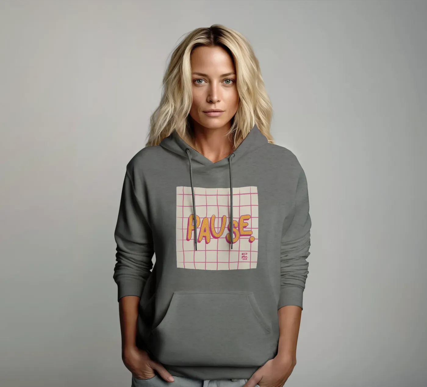 Pause. hoodie by Beeeplan