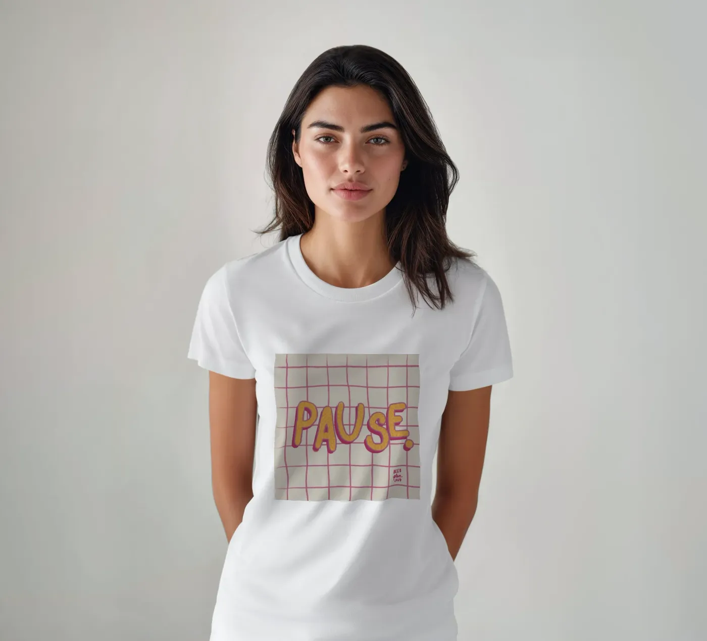 Pause. t-shirt by Beeeplan