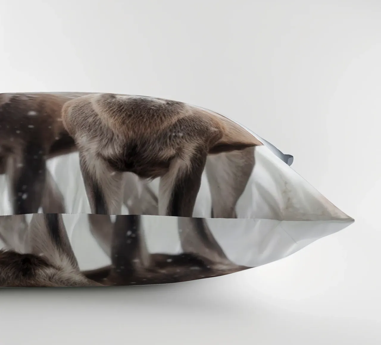 Two Deers Kissen von treechild