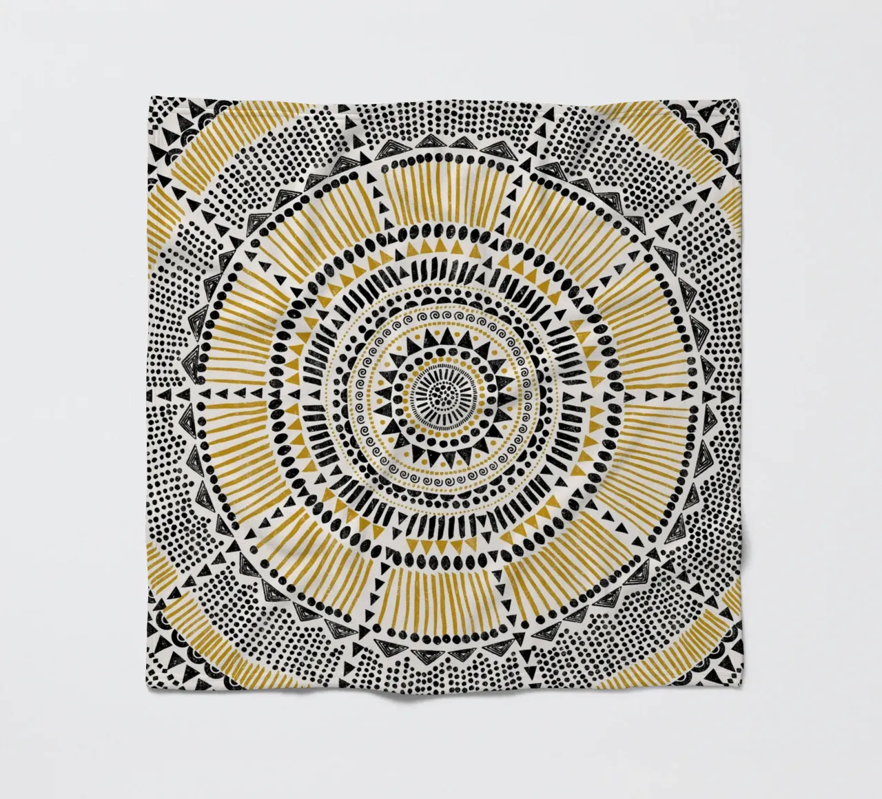 Cats & Dotz - Sole Tribale 01 coperta in pile da The Artcircle