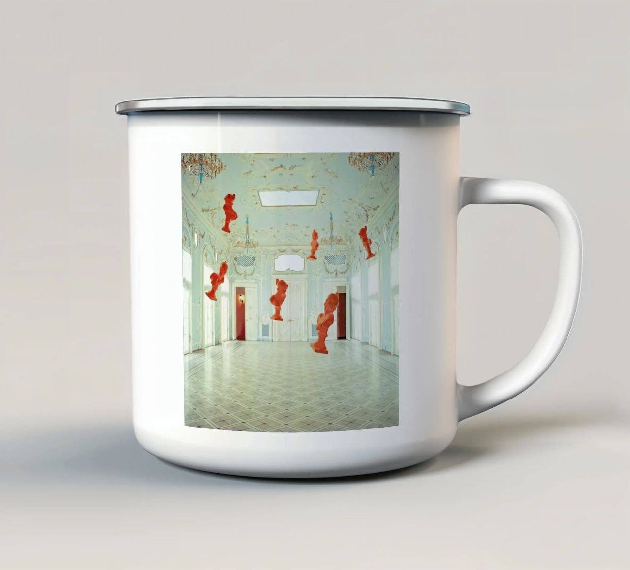 Appassionata tazza in smalto da Eugene Soloviev