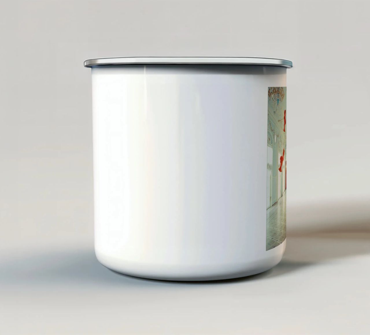 Appassionata tazza in smalto da Eugene Soloviev