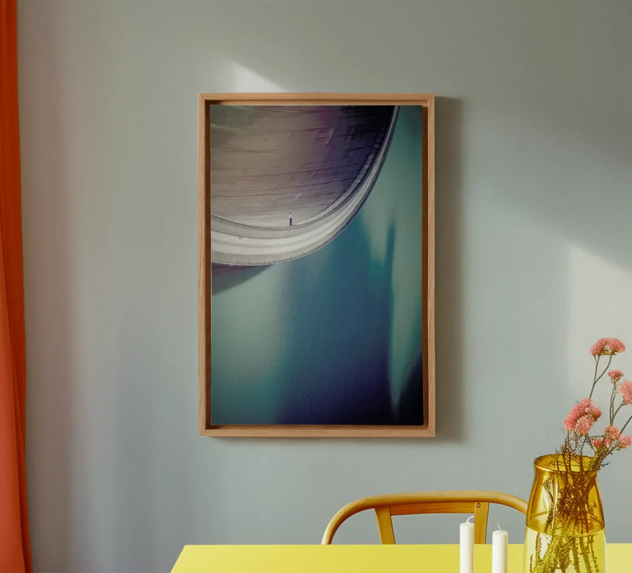 Nowadays tela con Cornice a cassetta da Eugene Soloviev