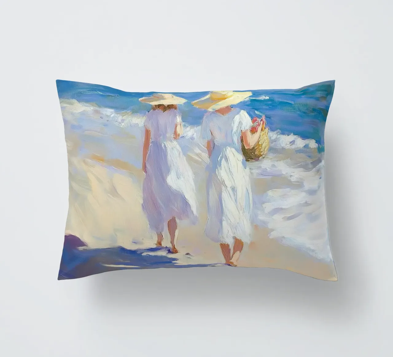 Donne che camminano su una spiaggia illuminata dal sole cuscino da Melloi Art Print