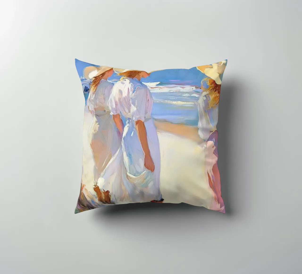 Donne con cappelli da sole a passeggio sulla spiaggia cuscino da Melloi Art Print