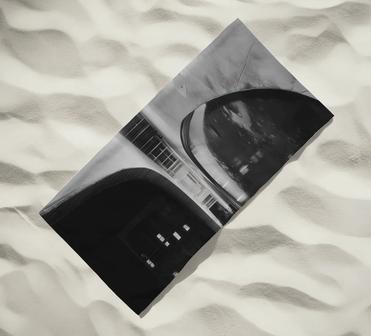 Reflets Modernistes telo mare da Black & White