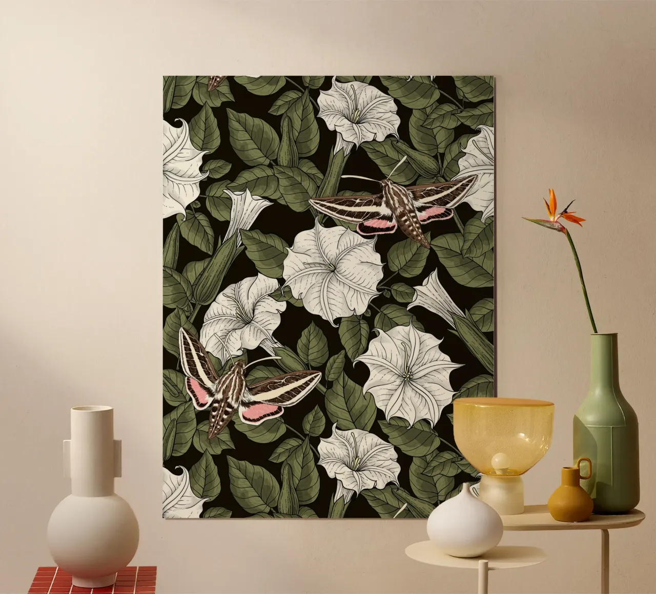 Fiori di luna e falene sfingi in verde e bianco poster con telaio in plastica da Painted Nature