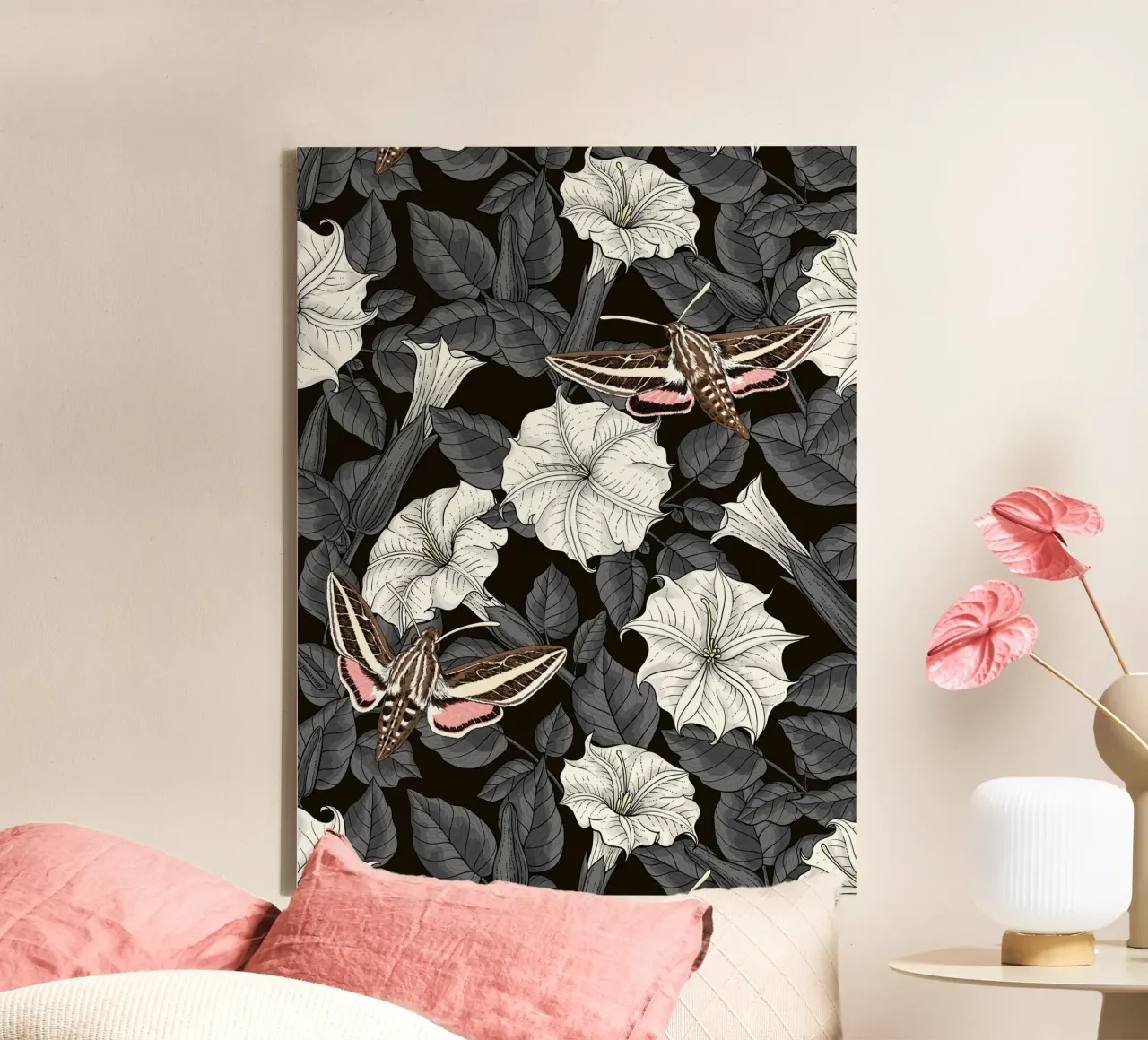Maanbloemen en sfinxmotten in grijs en wit canvas met Baklijst van Painted Nature