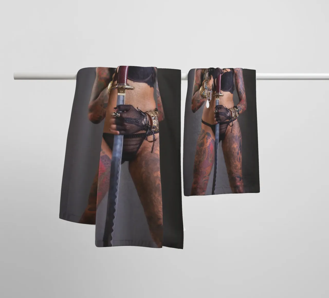 Samurai dipinto asciugamano da bagno da Dave Hare Photography