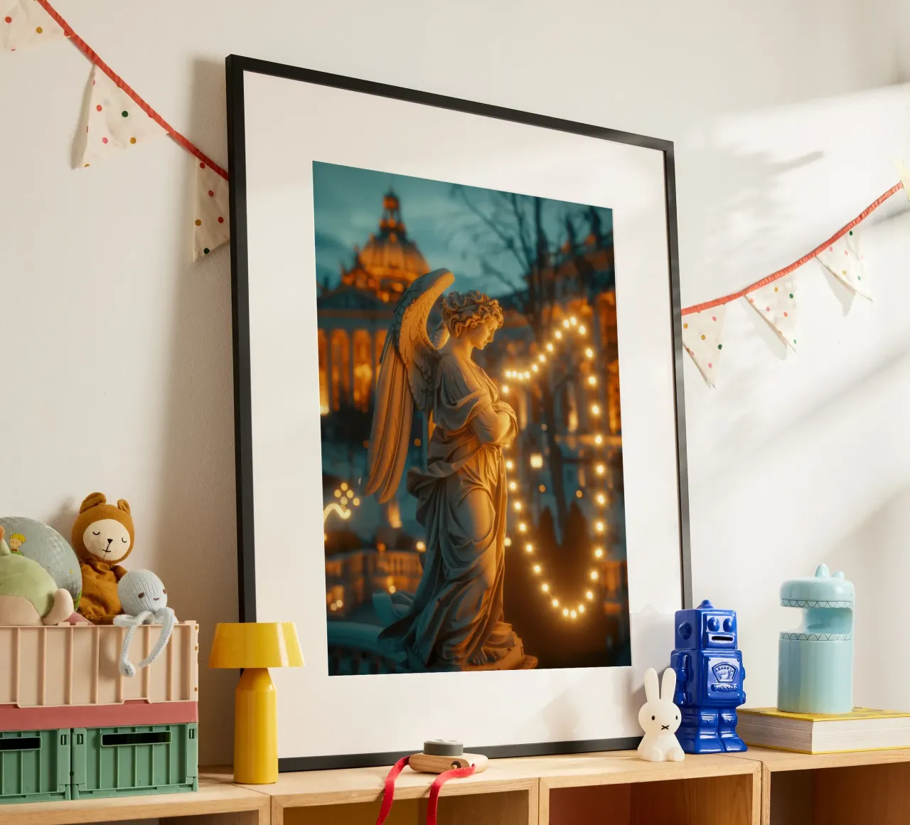 Angelo di Natale con luci fiabesche poster con telaio in legno da Autofocus