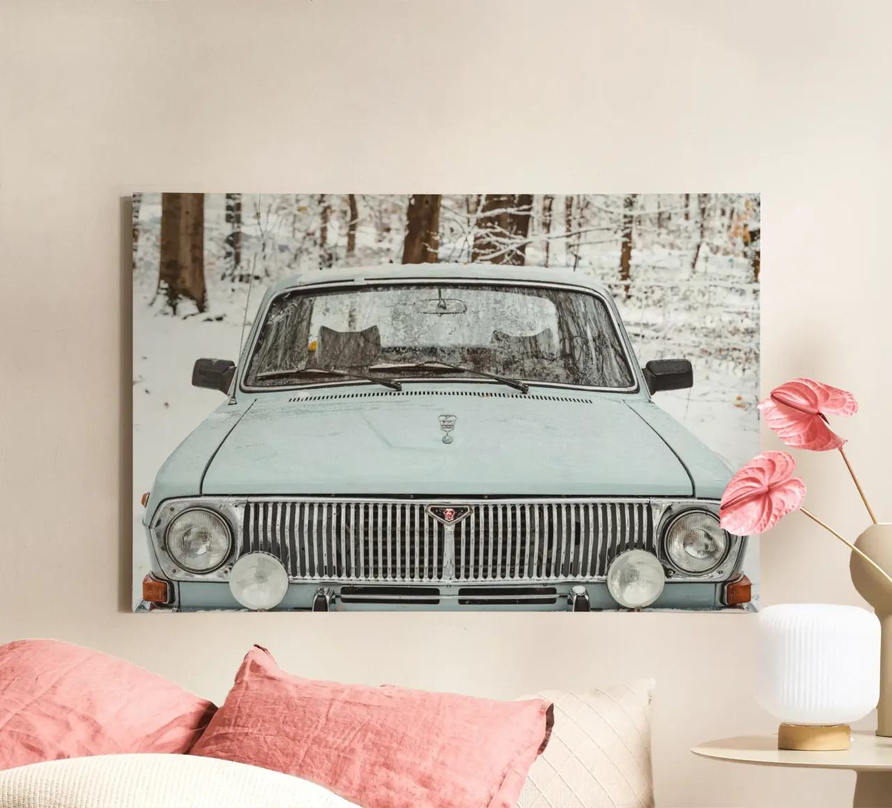 Auto d'epoca nella neve - vista frontale in inverno tela da Bold and Retro
