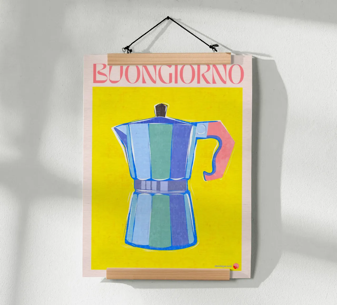 BUONGIORNO Poster caffettiera retrò giallo brillante su blu poster da Dominique Vari