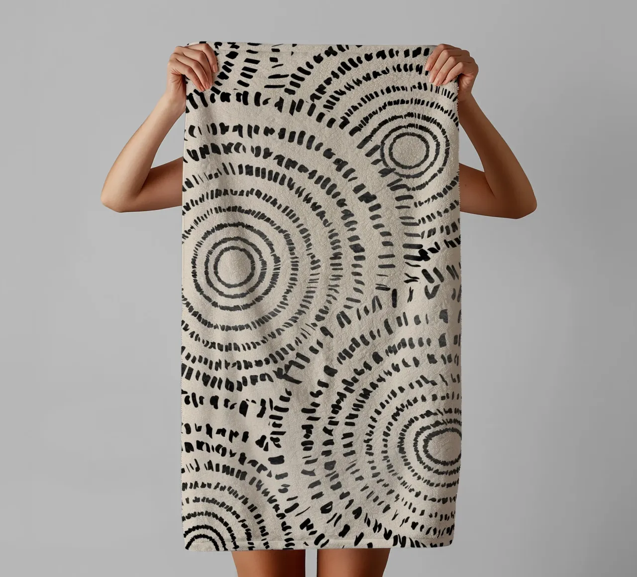 Abstrakte Kreiskunst Handtuch von Melloi Art Print