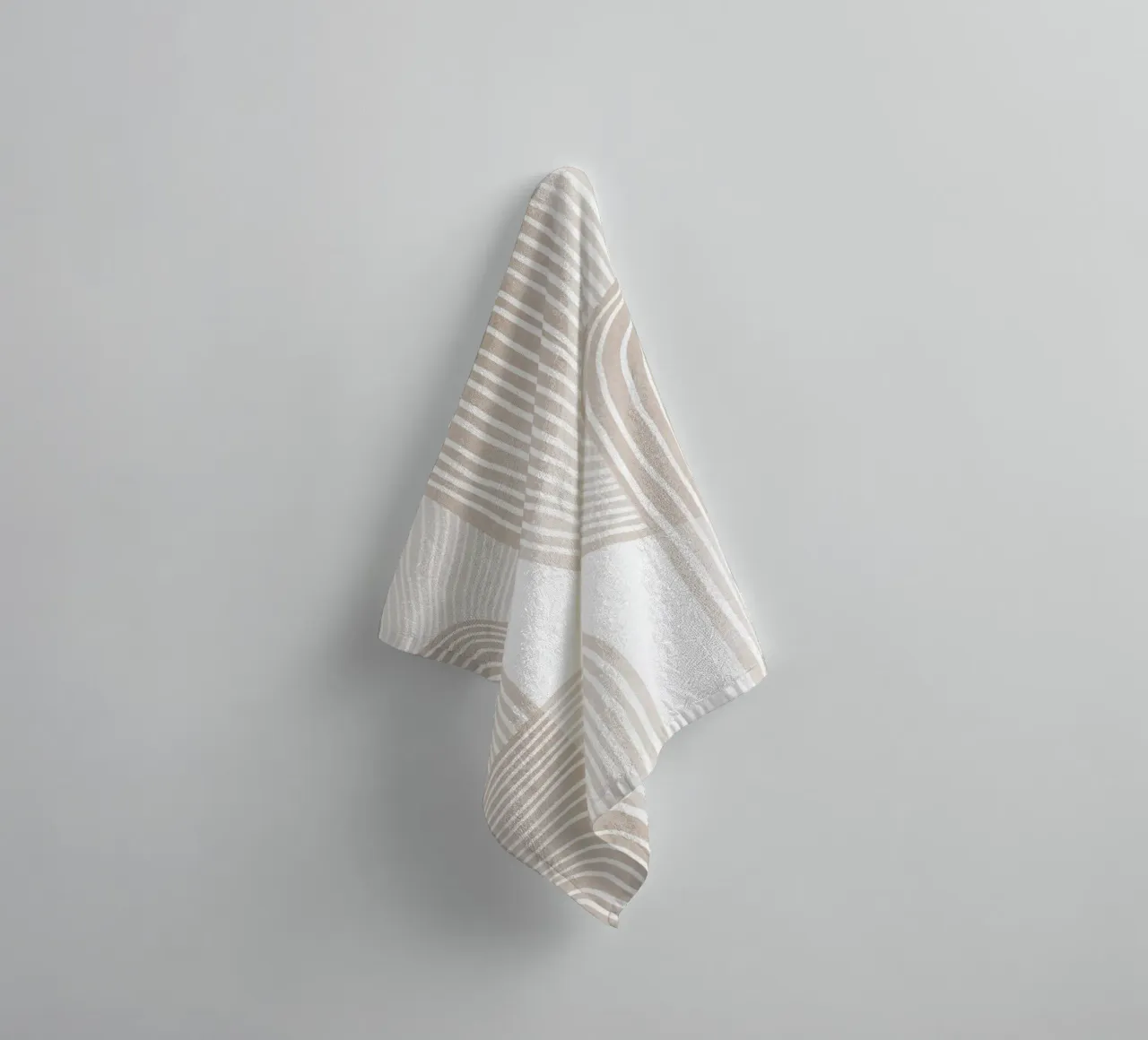 Abstract Beige Line Art Pattern towel by Melloi Art Print