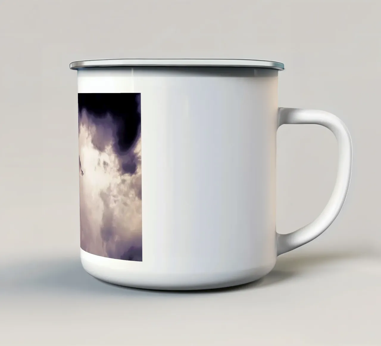 Lltt tazza in smalto da Eugene Soloviev