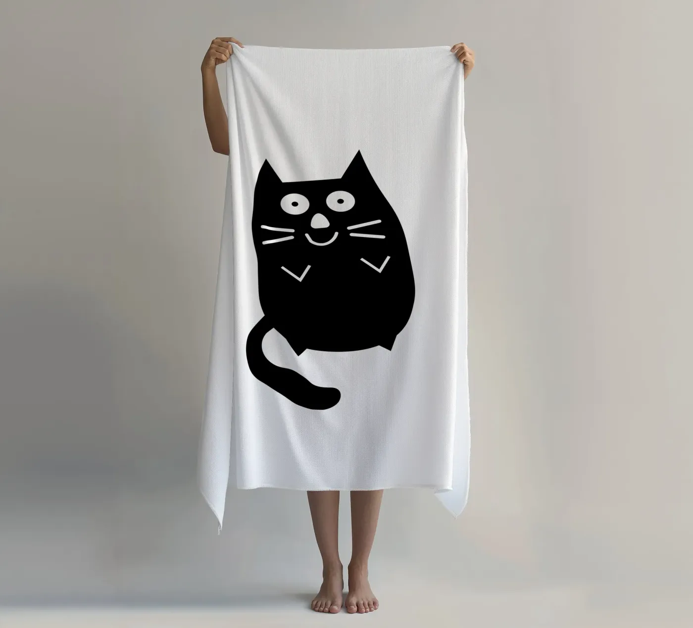 Chubby black cat telo mare da happieeagle