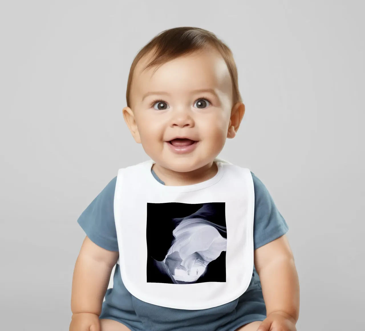 Shudder bavaglino da Eugene Soloviev