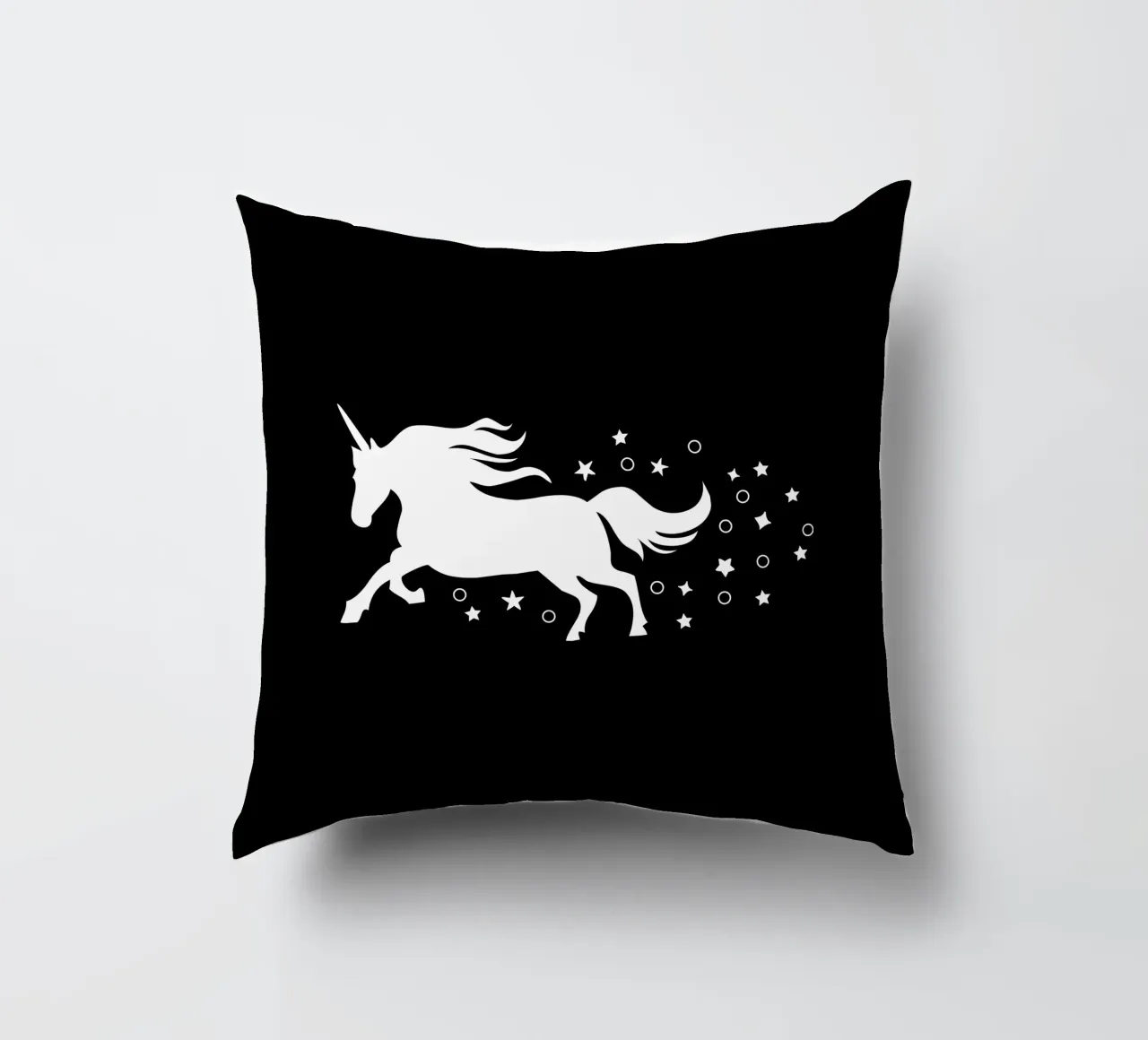 Magical running unicorn cuscino da happieeagle
