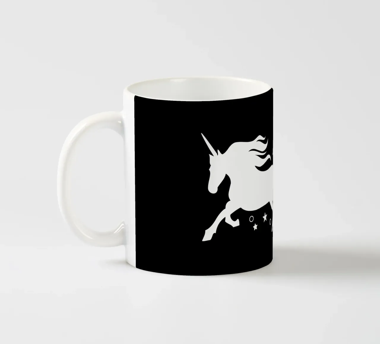 Magical running unicorn taza de cerámica de happieeagle