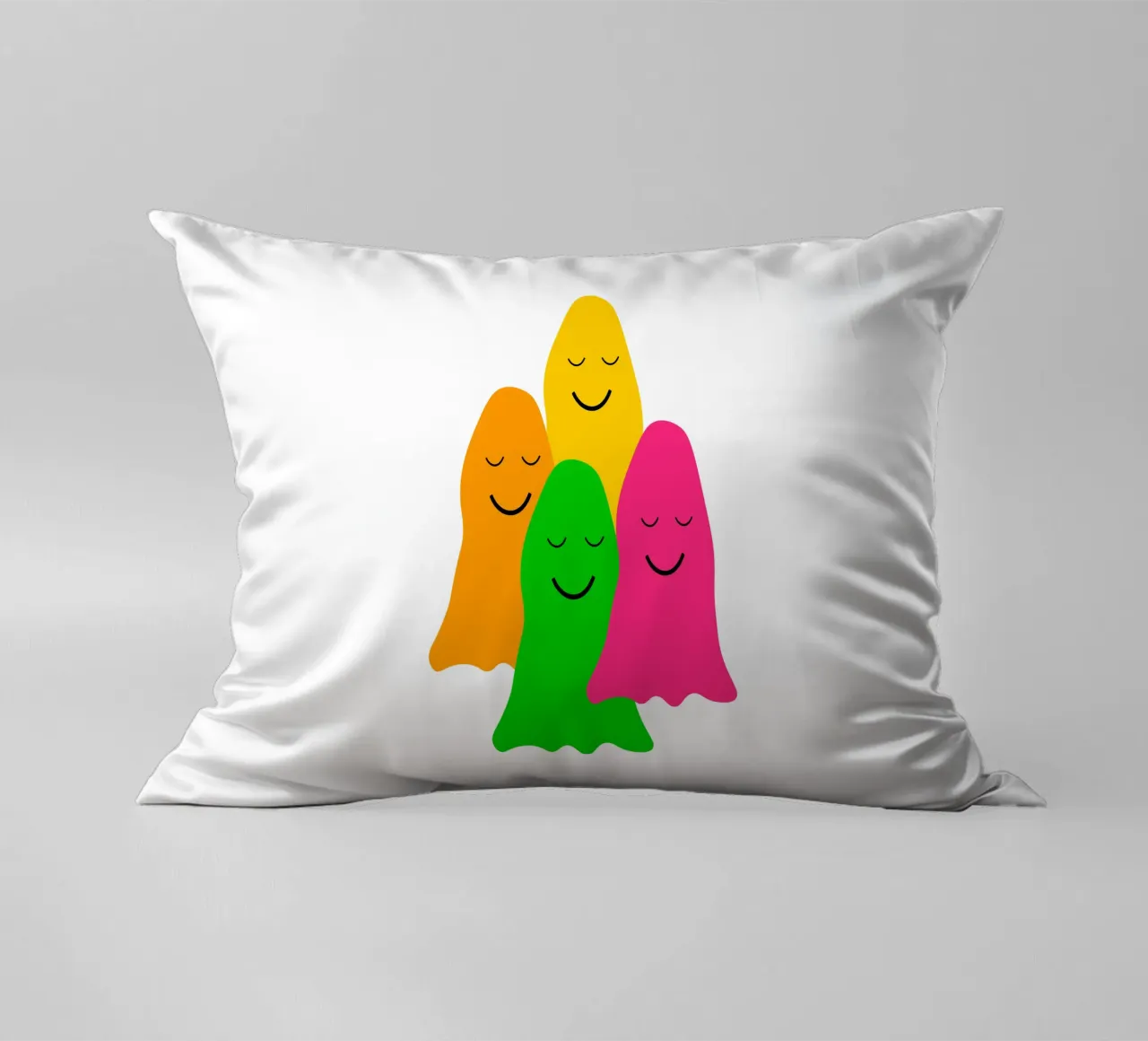 Peaceful colorful ghosts cuscino da happieeagle