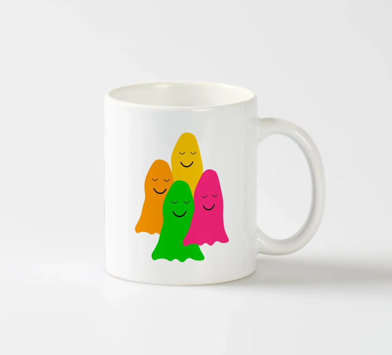 Peaceful colorful ghosts tazza in ceramica da happieeagle