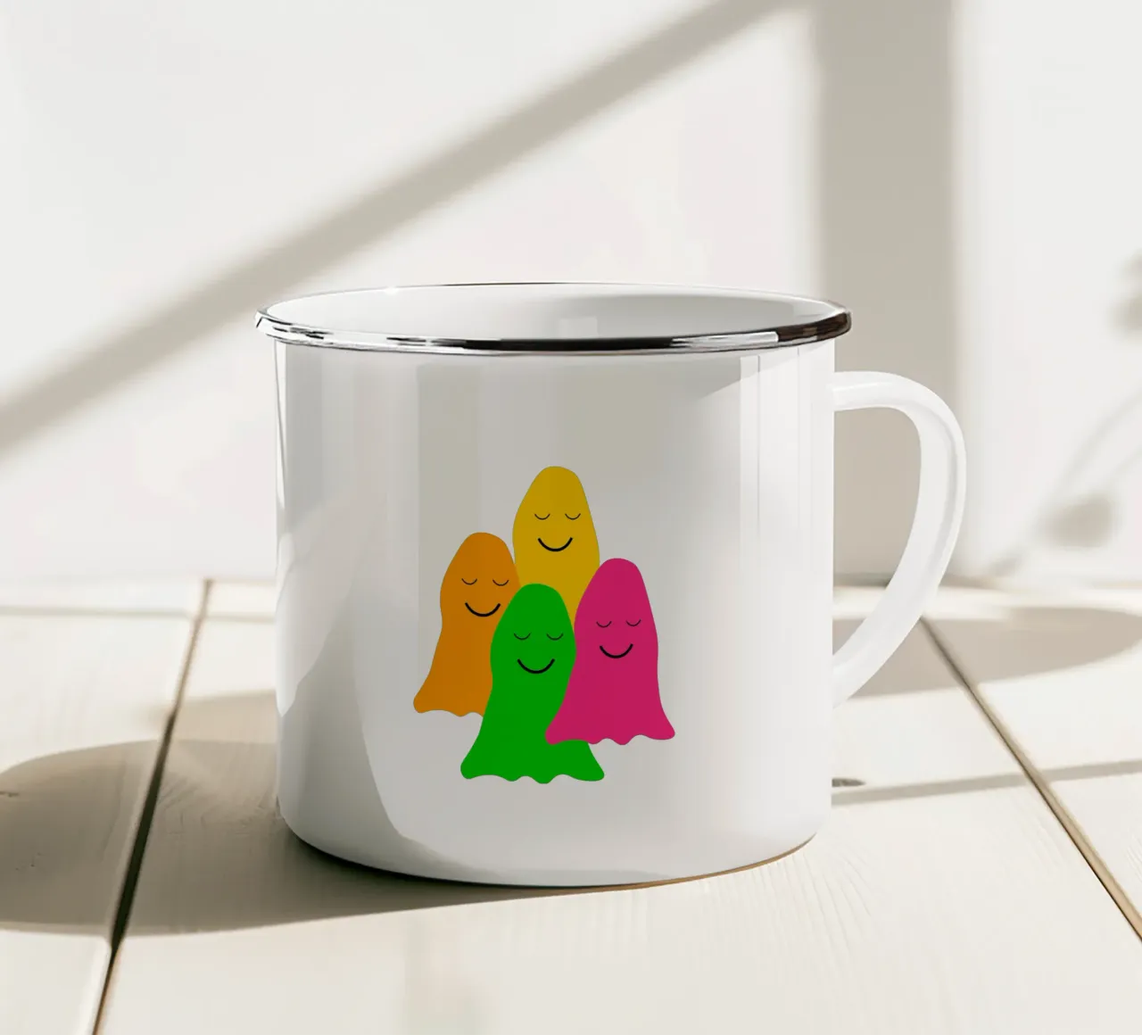 Peaceful colorful ghosts tazza in smalto da happieeagle