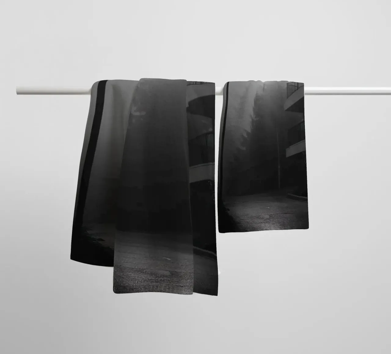 Nebbia notturna asciugamano da bagno da Black & White