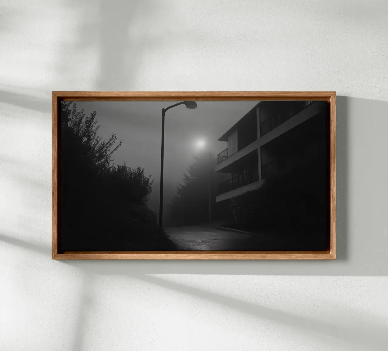 Nebbia notturna tela con Cornice a cassetta da Black & White
