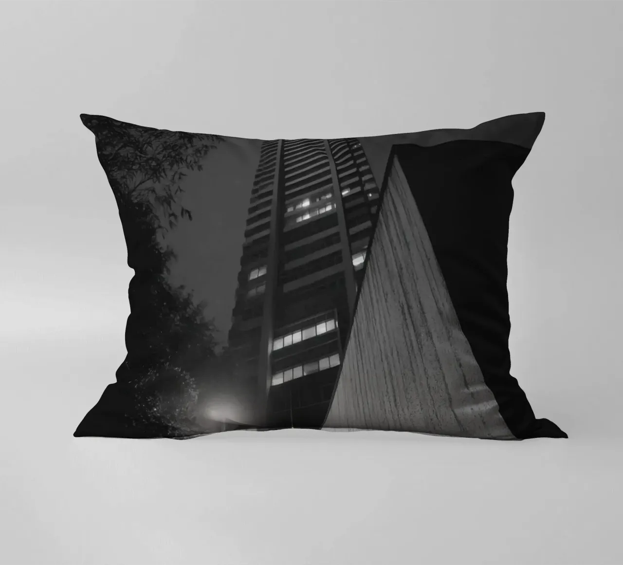 Hemelvaart Nocturne kussen van Black & White