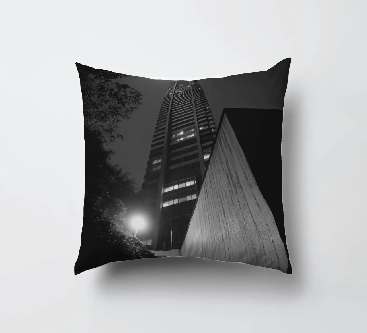 Hemelvaart Nocturne kussen van Black & White