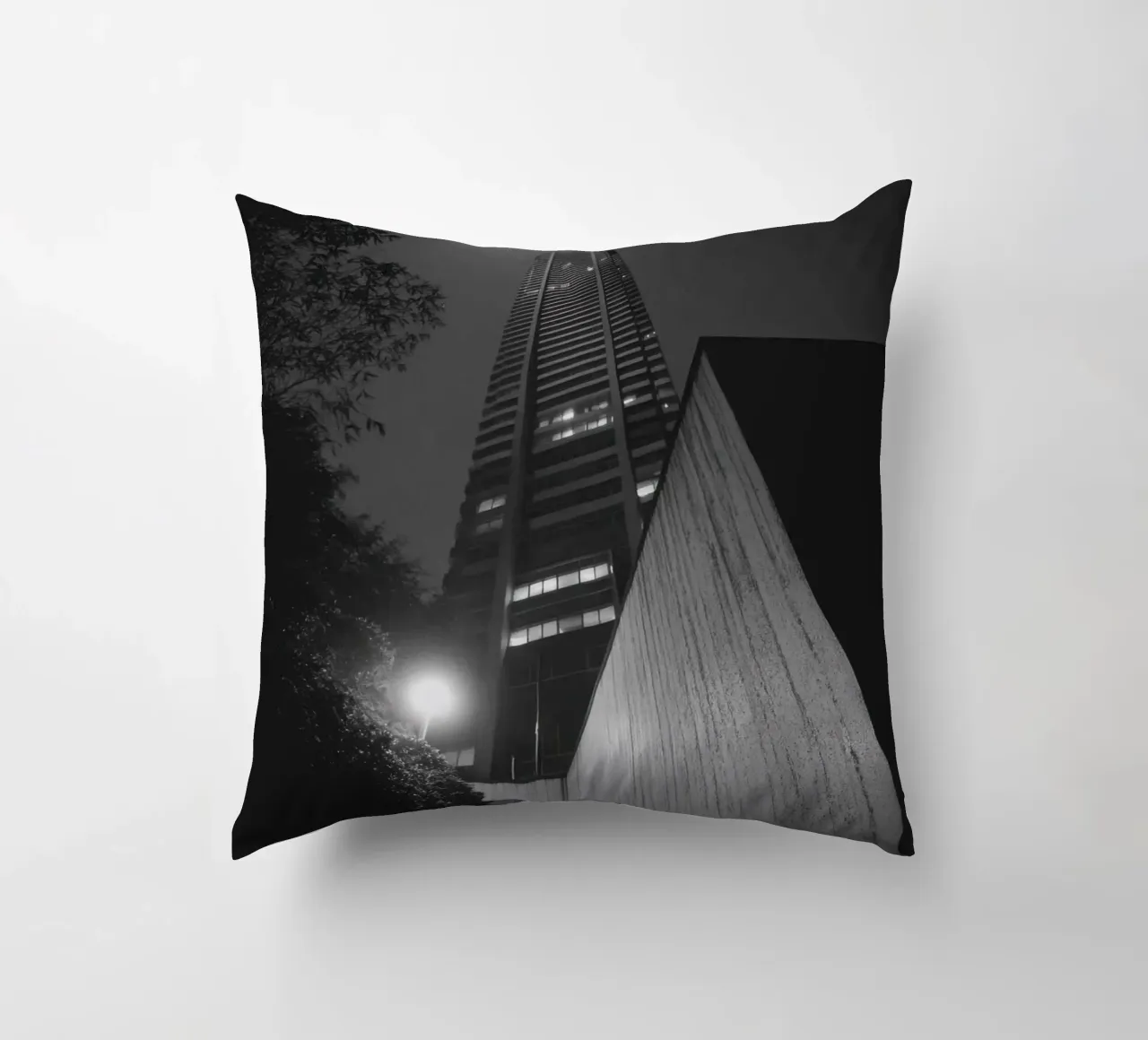 Hemelvaart Nocturne kussen van Black & White