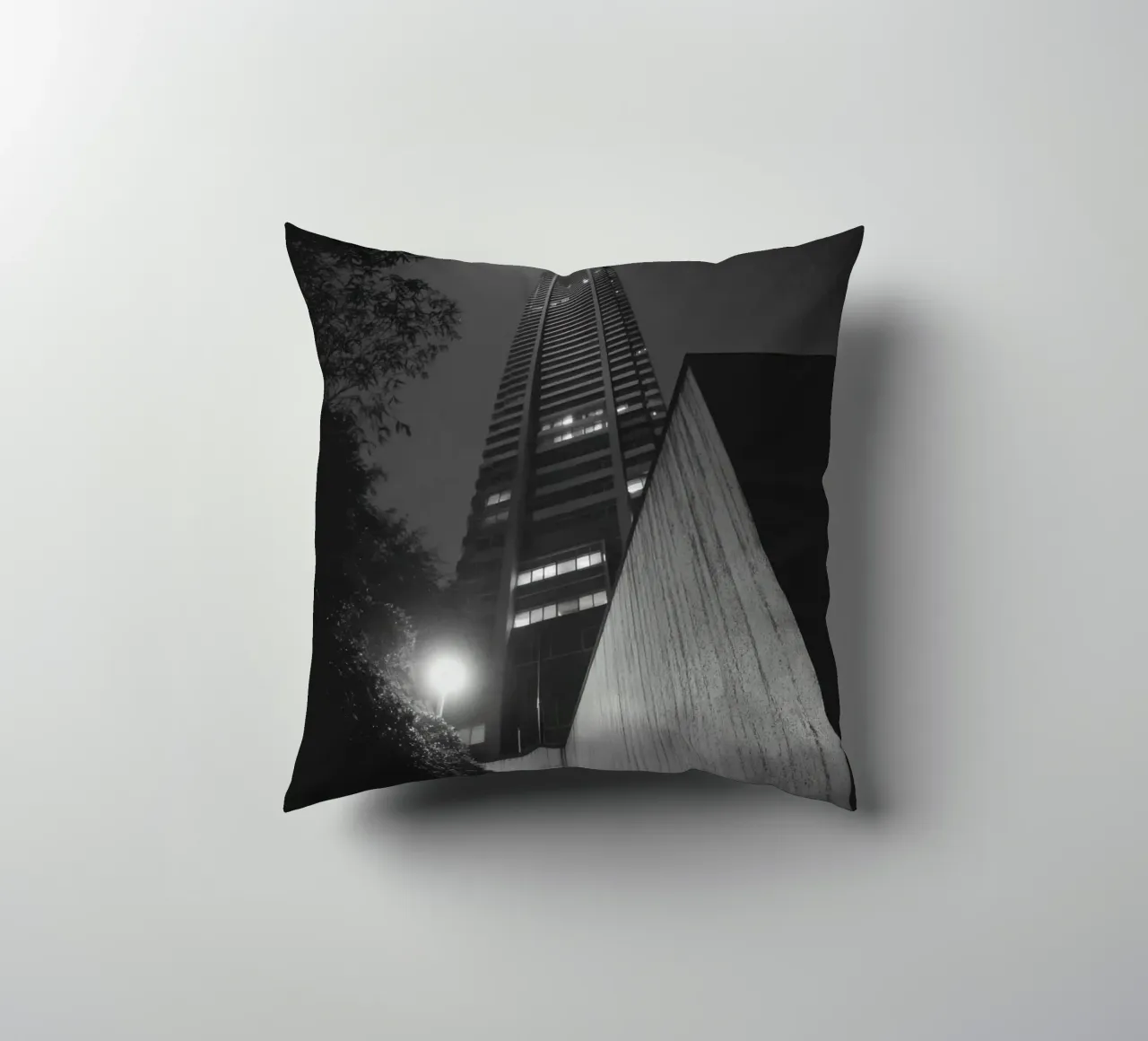 Hemelvaart Nocturne kussen van Black & White