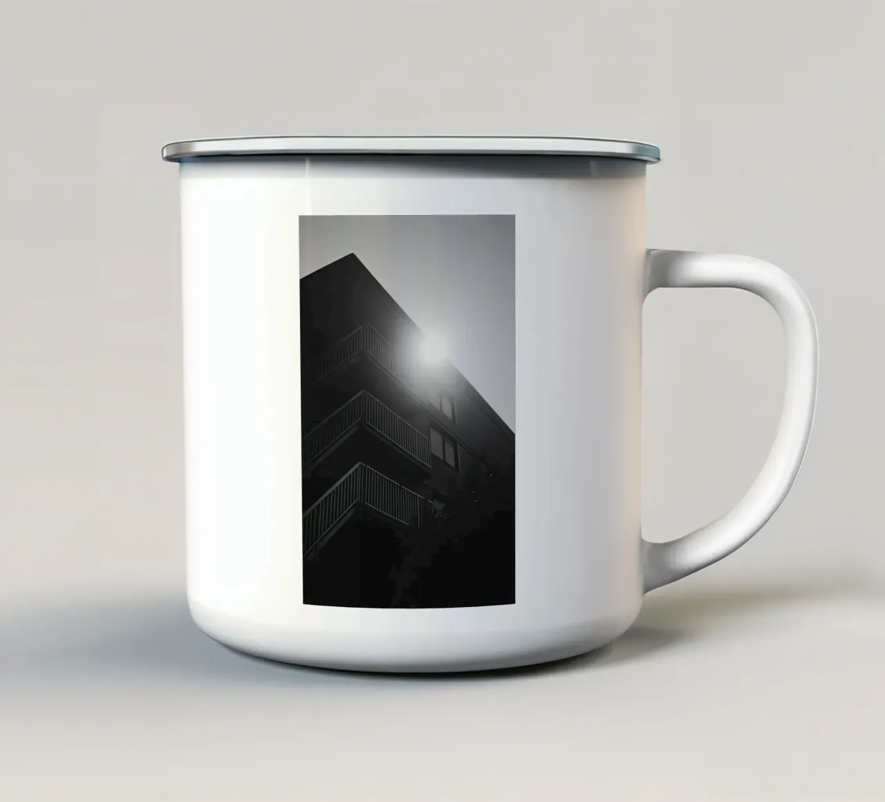 Balconi all'ombra tazza in smalto da Black & White