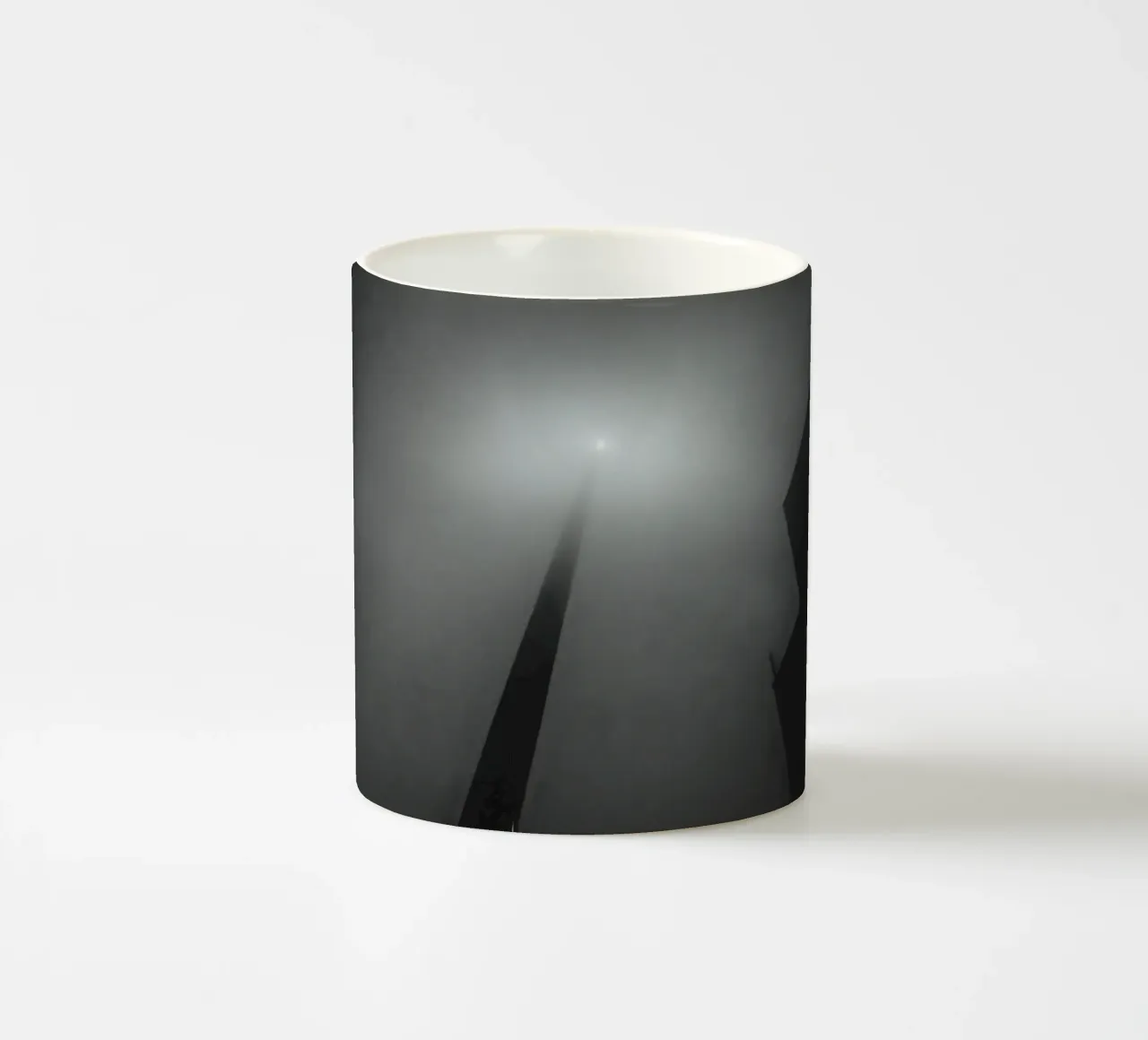 Nebbia mistica tazza in ceramica da Black & White