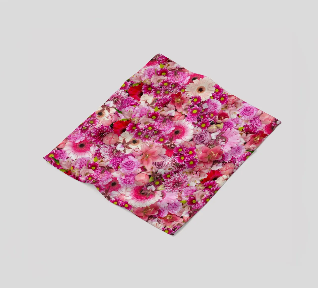 Pink Bloom Symphony - Design floreale di fiori rosa coperta in pile da Curious Collections by Marielle Leenders